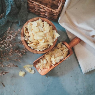 Almonds Blanched Sliced (200gr)